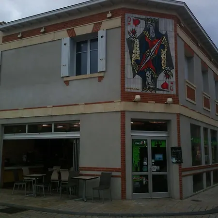 La Dame De Coeur 2*